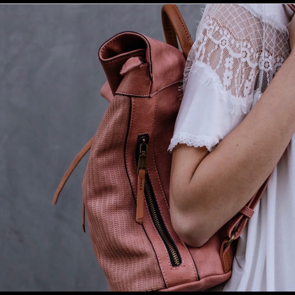 Vegan Leather Backpack🚫Last One🚫 - Picture 2 of 8